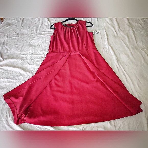 A K Anne Klein Poppy Red Sleeveless Dress, size 12 - Picture 8 of 12